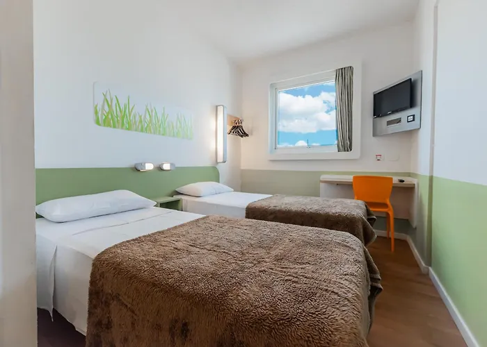 Hotel Ibis Budget - Super Economico 2*