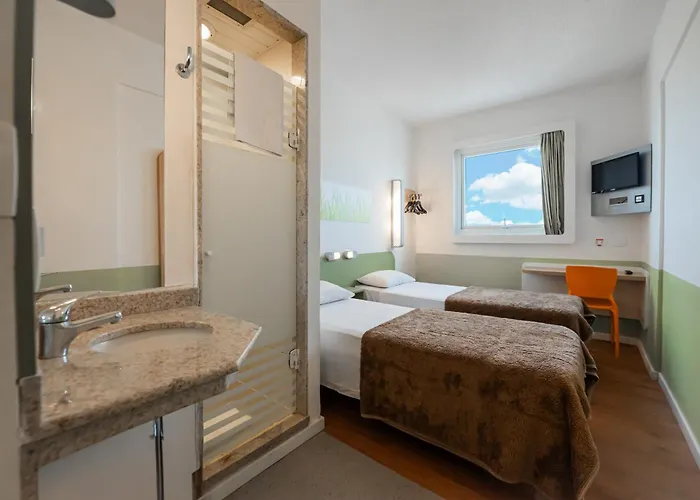 Hotel Ibis Budget - Super Economico Porto Alegre