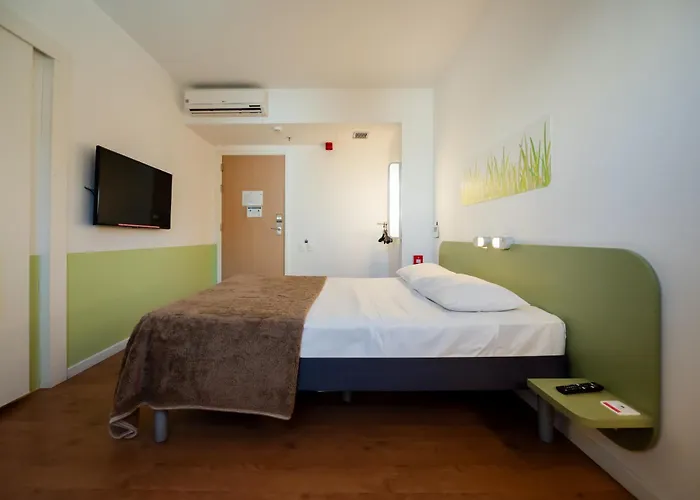 Ibis Budget - Super Economico