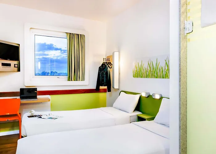 Ibis Budget - Super Economico Hotel 2*