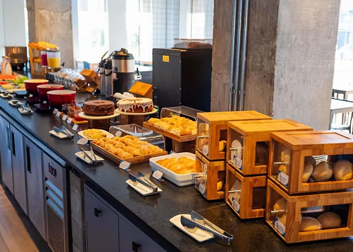 Ibis Budget - Super Economico Porto Alegre