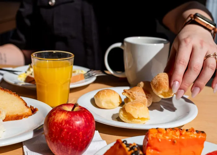 Ibis Budget Porto Alegre - Centro Historico, Proximo Ao Mercado Publico, Ao Cais Maua E A Rodoviaria Hotel Porto Alegre